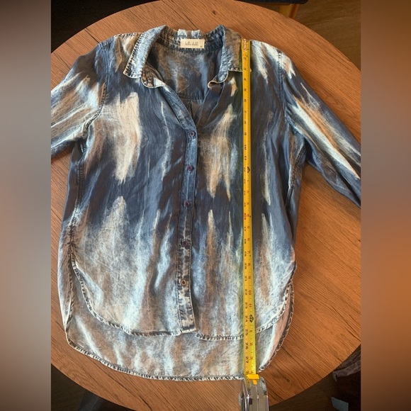 Bella Dahl Blouse Womens Size Medium Tie Dye Button High Low Bohemian Blue Boho - Picture 10 of 11